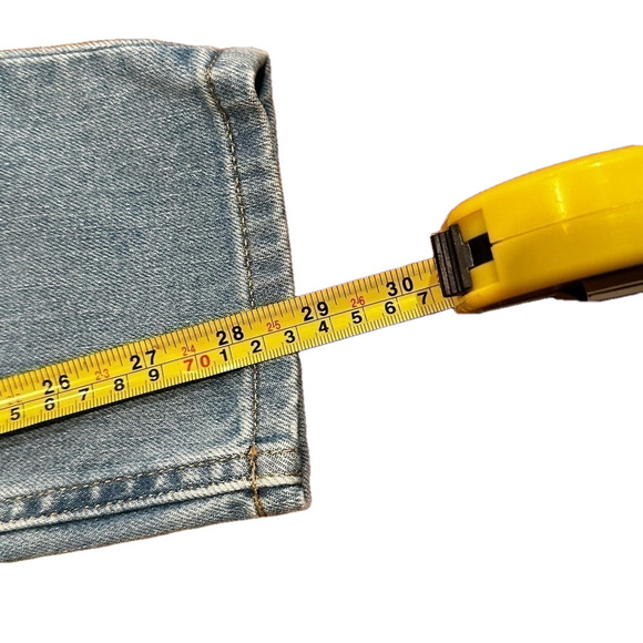 EVERLANE Mid- Rise Light Wash /Size 28 - Picture 5 of 6